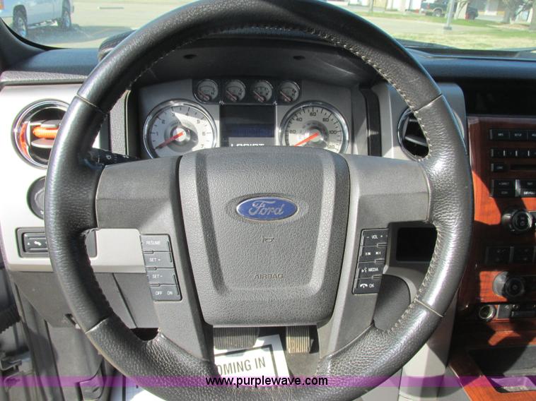 image for item J2376 2010 Ford F150 Lariat SuperCrew pickup truck