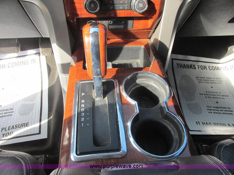 image for item J2376 2010 Ford F150 Lariat SuperCrew pickup truck