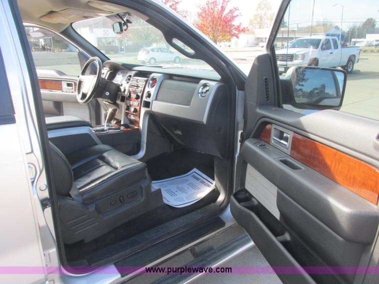 image for item J2376 2010 Ford F150 Lariat SuperCrew pickup truck