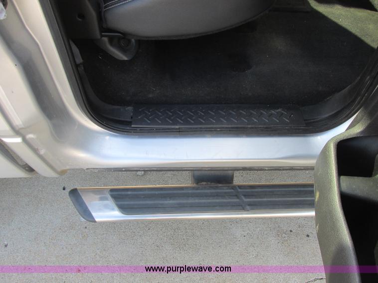 image for item J2376 2010 Ford F150 Lariat SuperCrew pickup truck