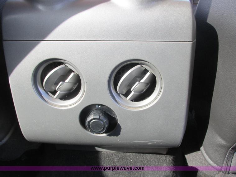 image for item J2376 2010 Ford F150 Lariat SuperCrew pickup truck