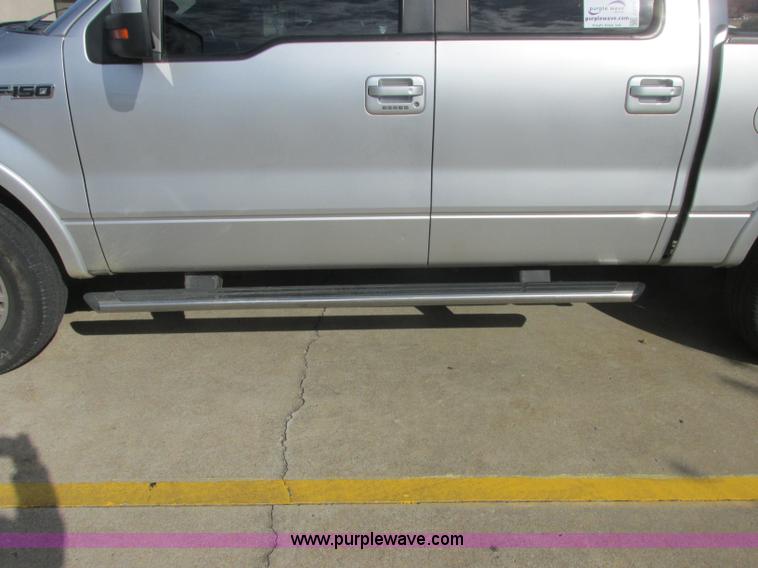 image for item J2376 2010 Ford F150 Lariat SuperCrew pickup truck