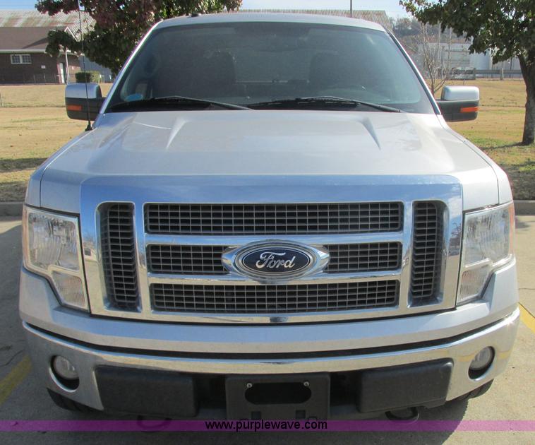 image for item J2376 2010 Ford F150 Lariat SuperCrew pickup truck