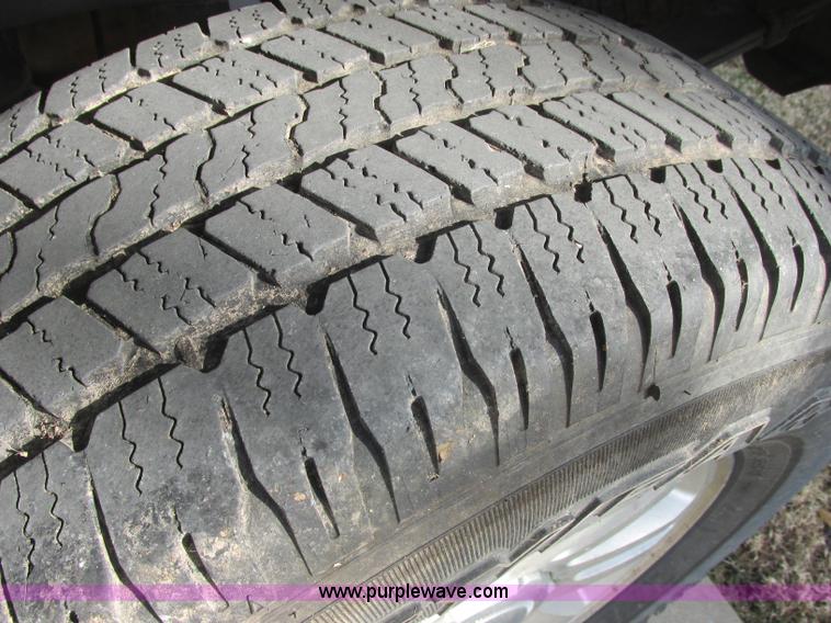 image for item J2376 2010 Ford F150 Lariat SuperCrew pickup truck