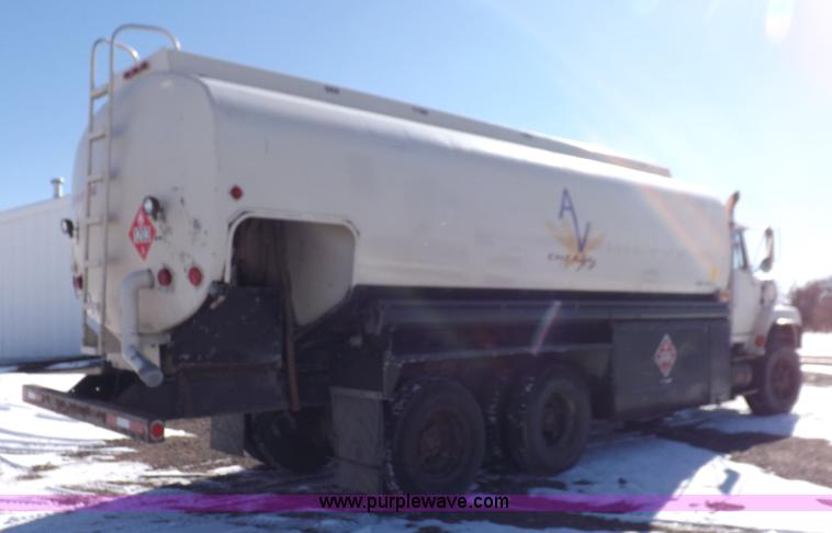 image for item K3031 1995 Ford LTS9000 fuel truck