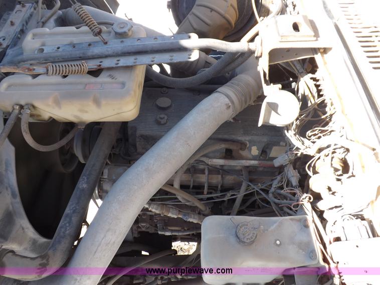 image for item K3031 1995 Ford LTS9000 fuel truck