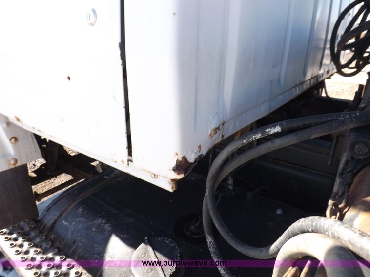 image for item K3032 1987 Ford LN8000 flatbed truck