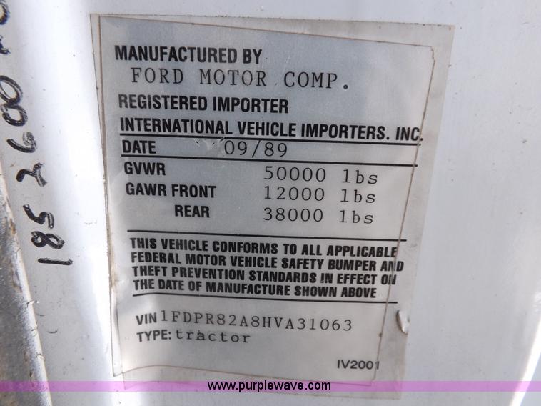 image for item K3032 1987 Ford LN8000 flatbed truck