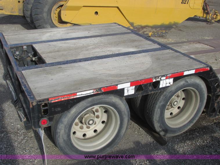 image for item A8750 1998 Trail King TK70MG-482 lowboy trailer