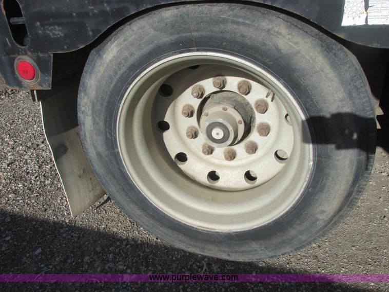 image for item A8750 1998 Trail King TK70MG-482 lowboy trailer