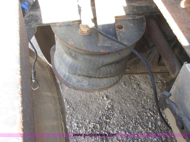 image for item A8750 1998 Trail King TK70MG-482 lowboy trailer