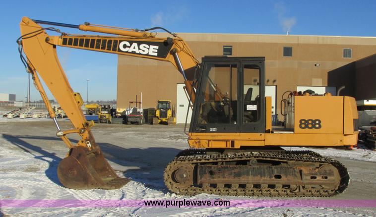 image for item A8770 1990 Case 888 excavator