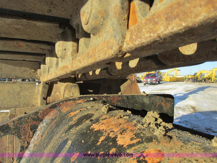 image for item A8770 1990 Case 888 excavator