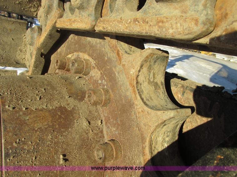 image for item A8770 1990 Case 888 excavator