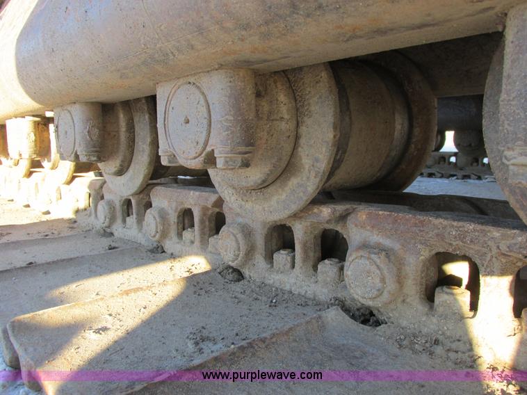 image for item A8770 1990 Case 888 excavator