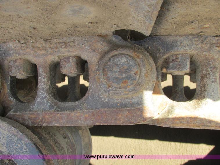 image for item A8770 1990 Case 888 excavator