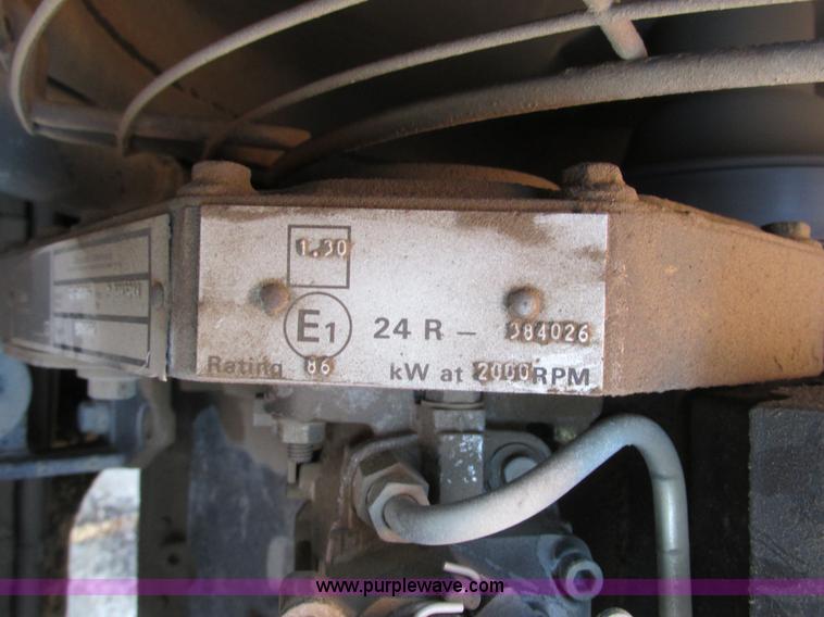 image for item A8770 1990 Case 888 excavator