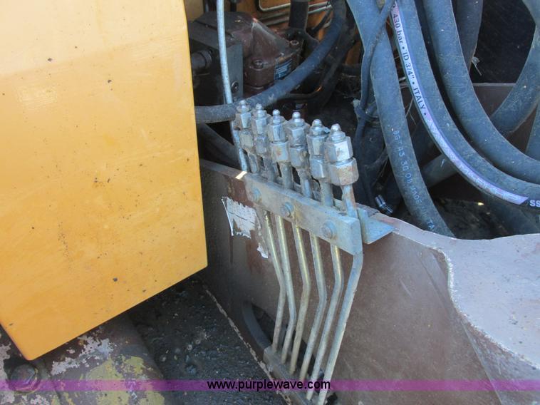 image for item A8770 1990 Case 888 excavator