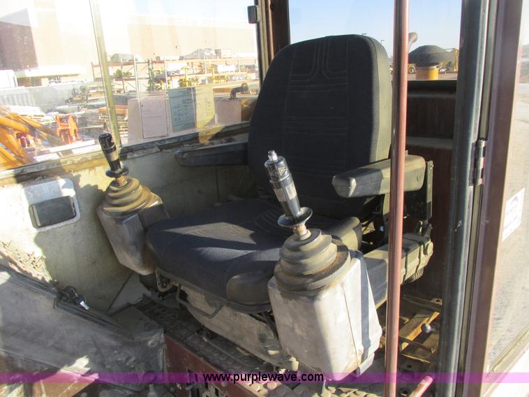 image for item A8770 1990 Case 888 excavator