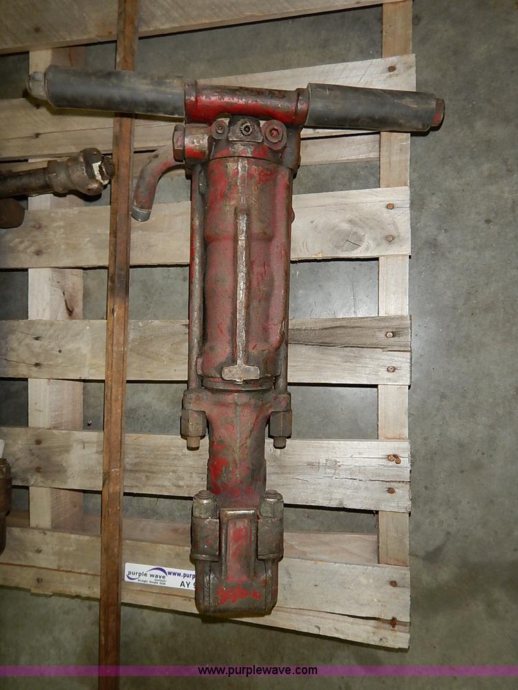 image for item AY9016 (2) air jack hammers and bits