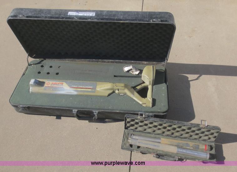 image for item AZ9136 Subshe 750 Tracker