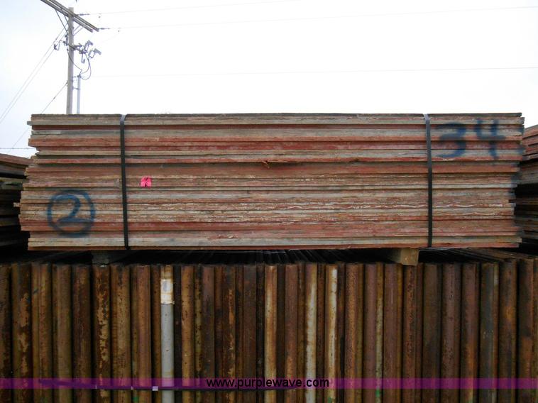image for item D1320 (60) concrete form plywood sheets