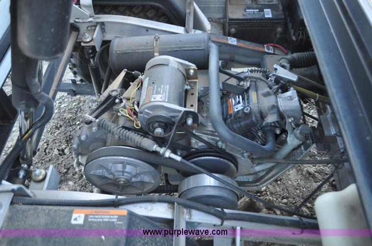 image for item F2126 Club Car Carryall 252 golf cart