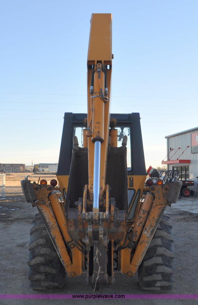 image for item F2128 1976 Case 680E Construction King backhoe