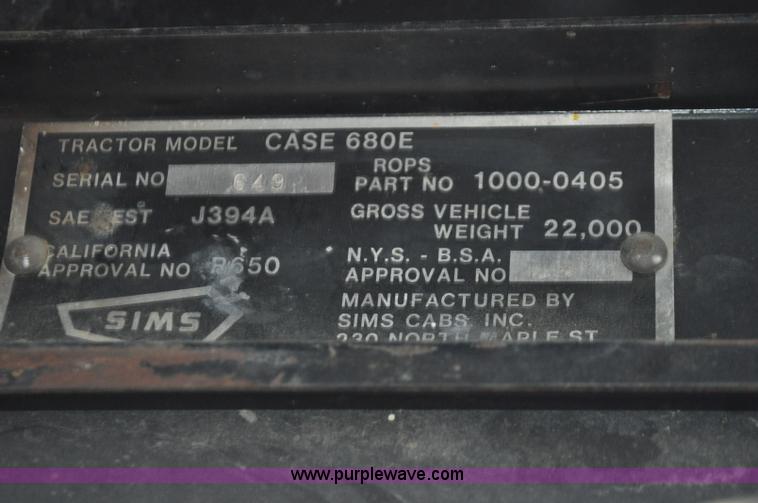 image for item F2128 1976 Case 680E Construction King backhoe