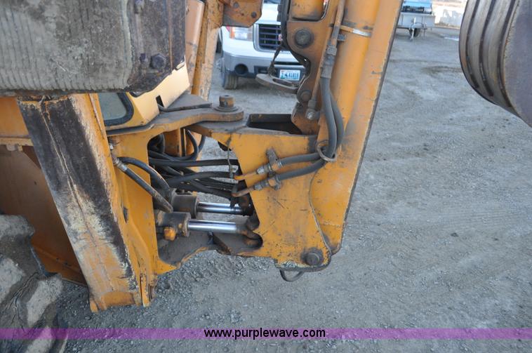 image for item F2128 1976 Case 680E Construction King backhoe