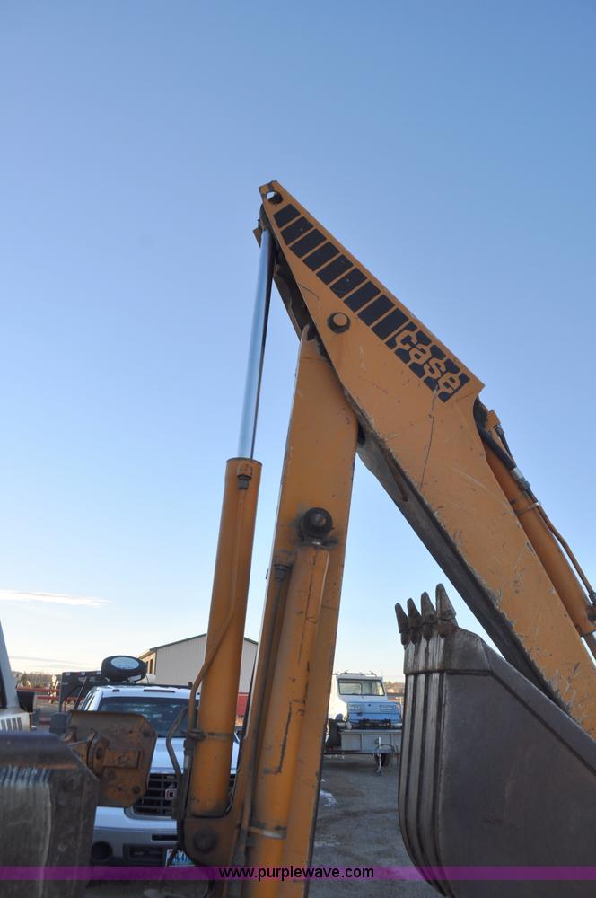 image for item F2128 1976 Case 680E Construction King backhoe