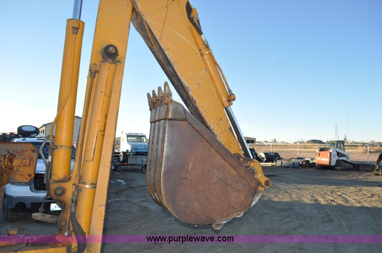 image for item F2128 1976 Case 680E Construction King backhoe