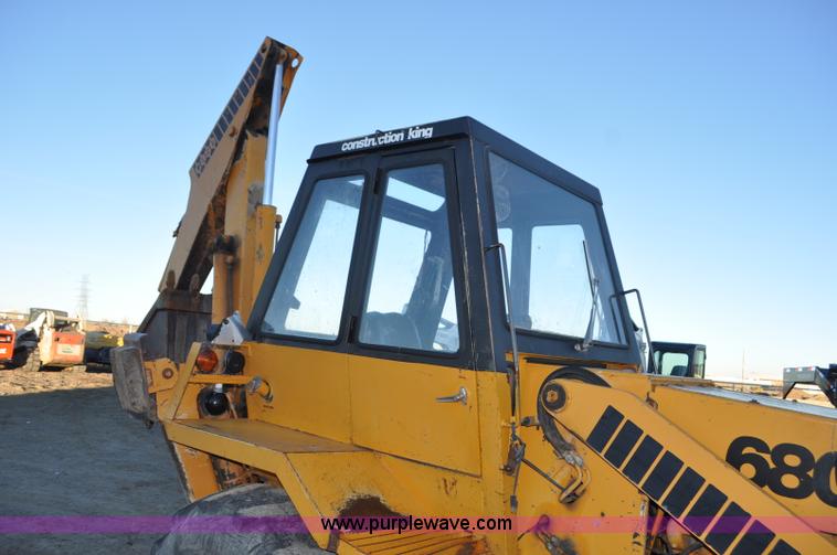 image for item F2128 1976 Case 680E Construction King backhoe