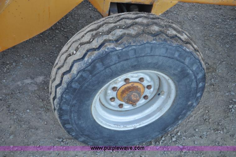 image for item F2128 1976 Case 680E Construction King backhoe