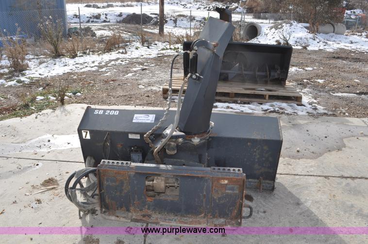 image for item F2131 2006 Bobcat SB200 skid steer snow blower