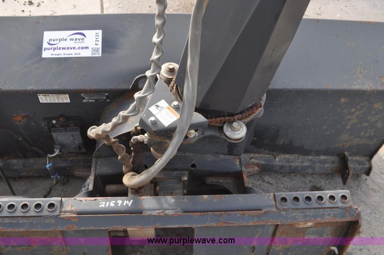 image for item F2131 2006 Bobcat SB200 skid steer snow blower