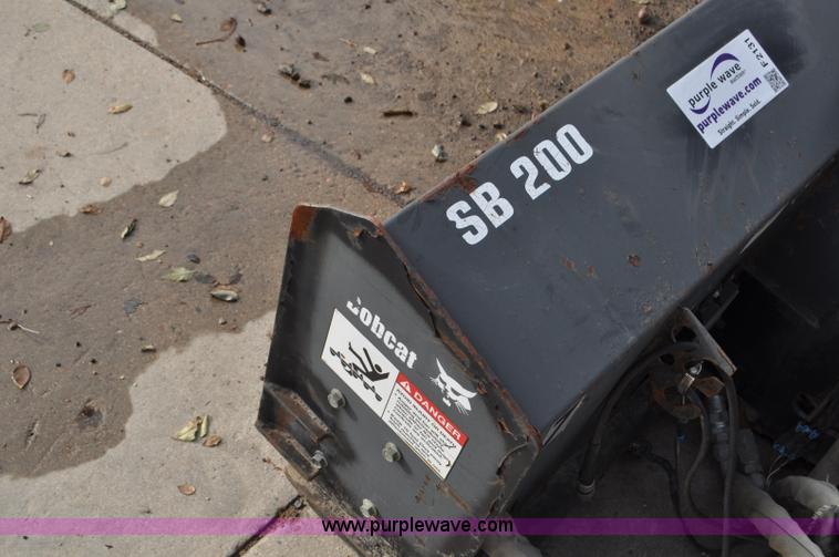 image for item F2131 2006 Bobcat SB200 skid steer snow blower