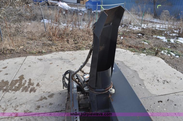 image for item F2131 2006 Bobcat SB200 skid steer snow blower