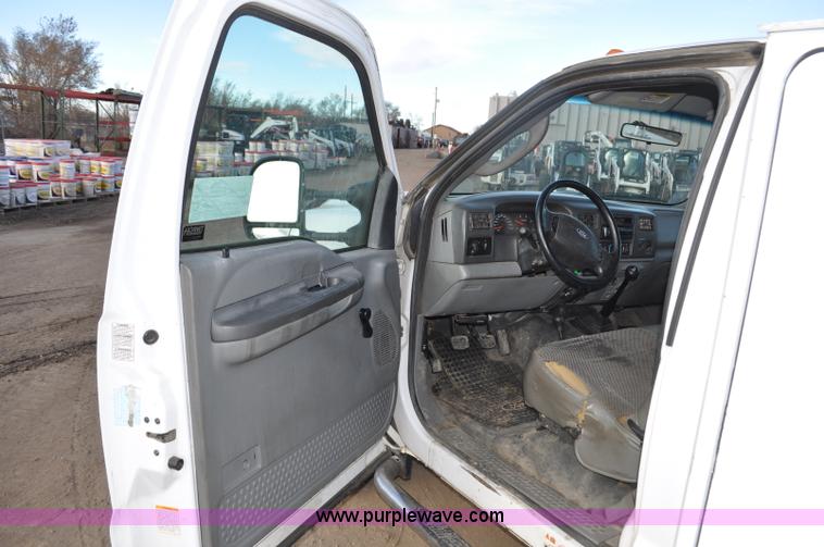 image for item F2150 2004 Ford F550 Super Duty service truck