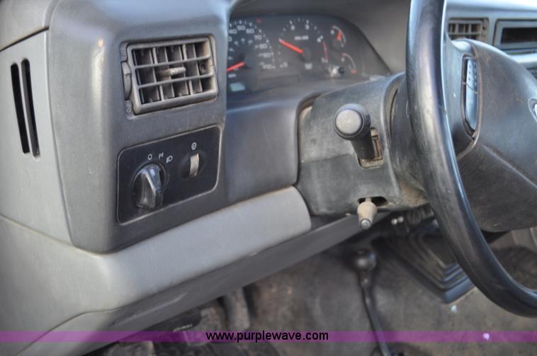 image for item F2150 2004 Ford F550 Super Duty service truck