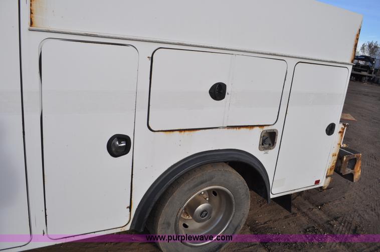 image for item F2150 2004 Ford F550 Super Duty service truck