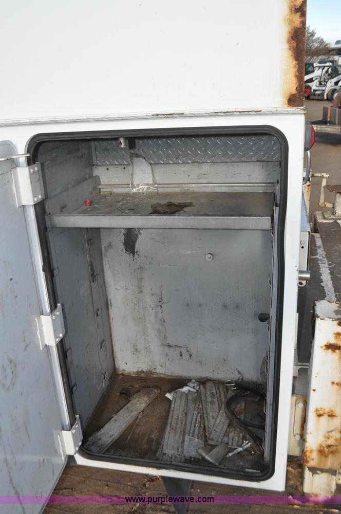 image for item F2150 2004 Ford F550 Super Duty service truck