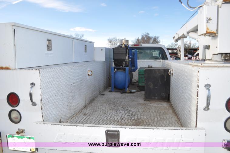 image for item F2150 2004 Ford F550 Super Duty service truck
