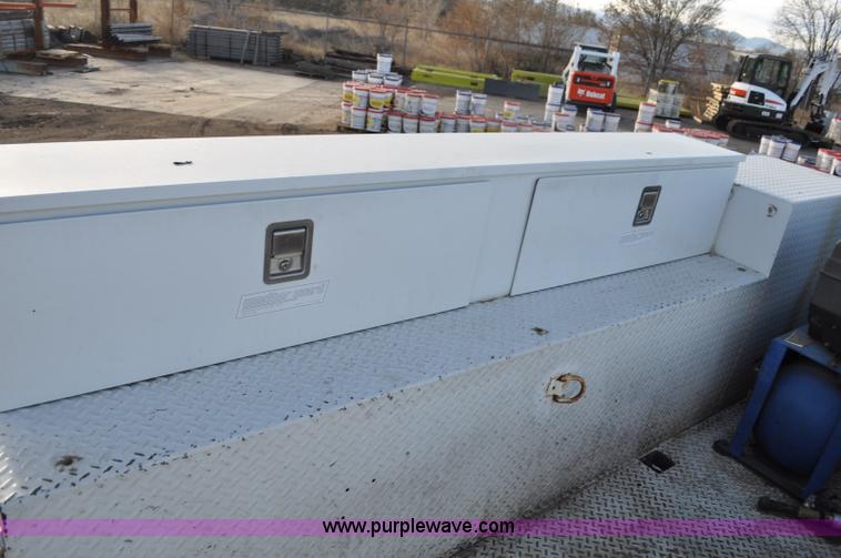 image for item F2150 2004 Ford F550 Super Duty service truck