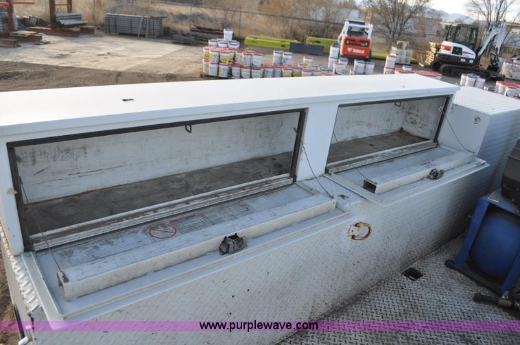 image for item F2150 2004 Ford F550 Super Duty service truck