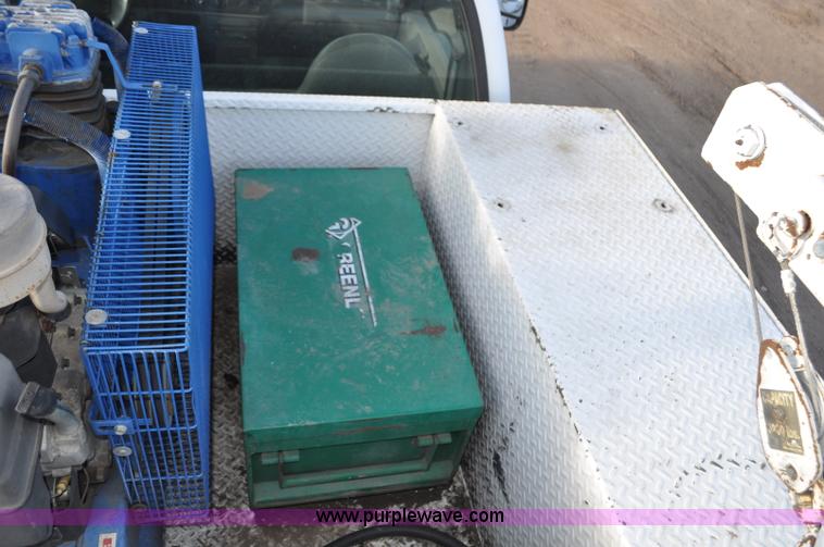 image for item F2150 2004 Ford F550 Super Duty service truck