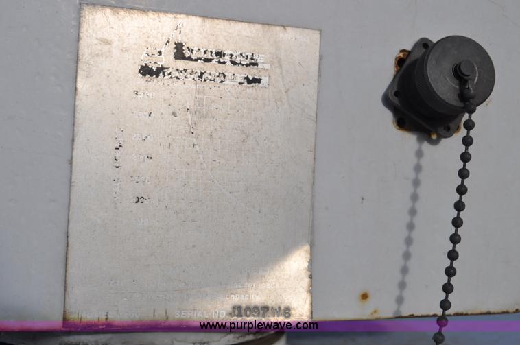 image for item F2150 2004 Ford F550 Super Duty service truck