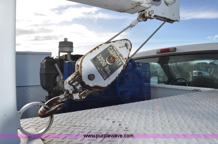 image for item F2150 2004 Ford F550 Super Duty service truck