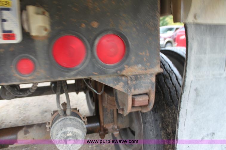 image for item F3379 1991 Mate quarter frame end dump trailer