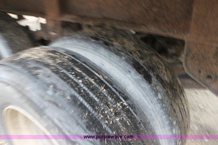 image for item F3379 1991 Mate quarter frame end dump trailer